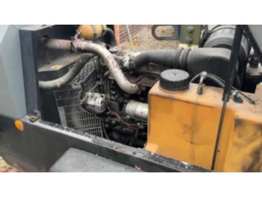 88e3b641-53f9-48d4-b994-0e354371e286.mp4