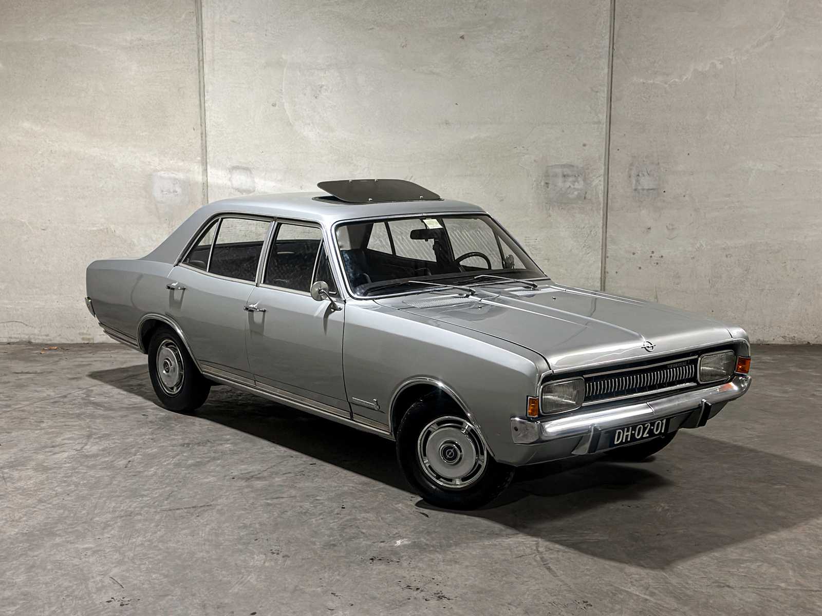 Opel Commodore 2.5 S Luxus 115pk 1965, DH-02-01