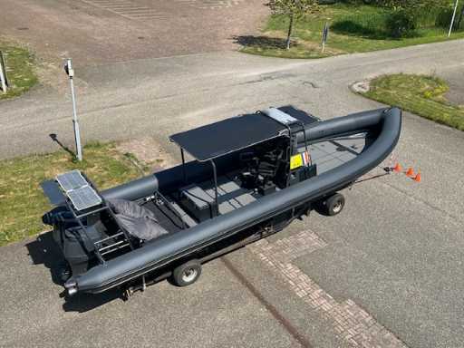 Delta Patrol 1200 TX Super RHIB 12,3 m cu 2 motoare Suzuki de 150 CP și remorcă