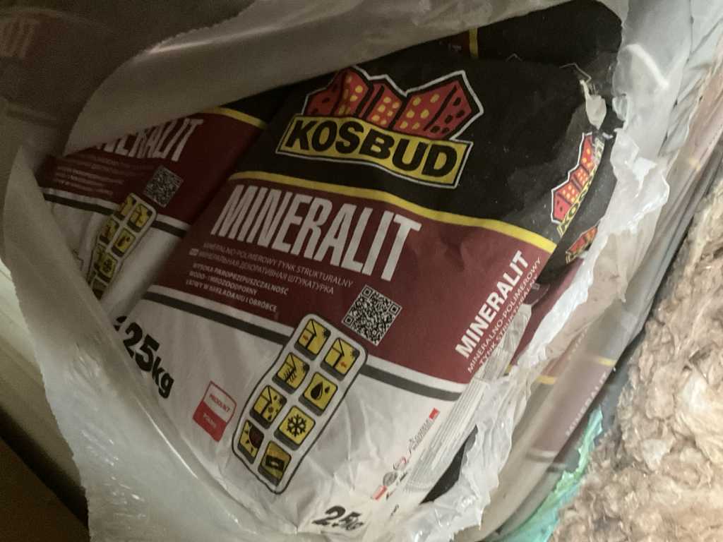 Approx. 40 bags of MINERALIT KOSBUD