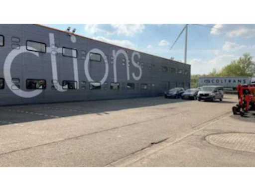 2ae24924-962b-40ce-ab8d-bc0bb4f8f011.mp4