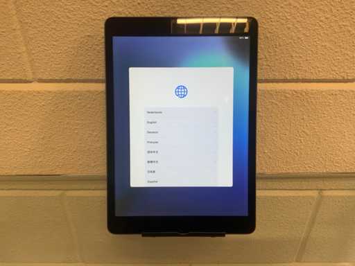 Apple iPad 8. Generation 32 GB Wi-Fi Space Gray