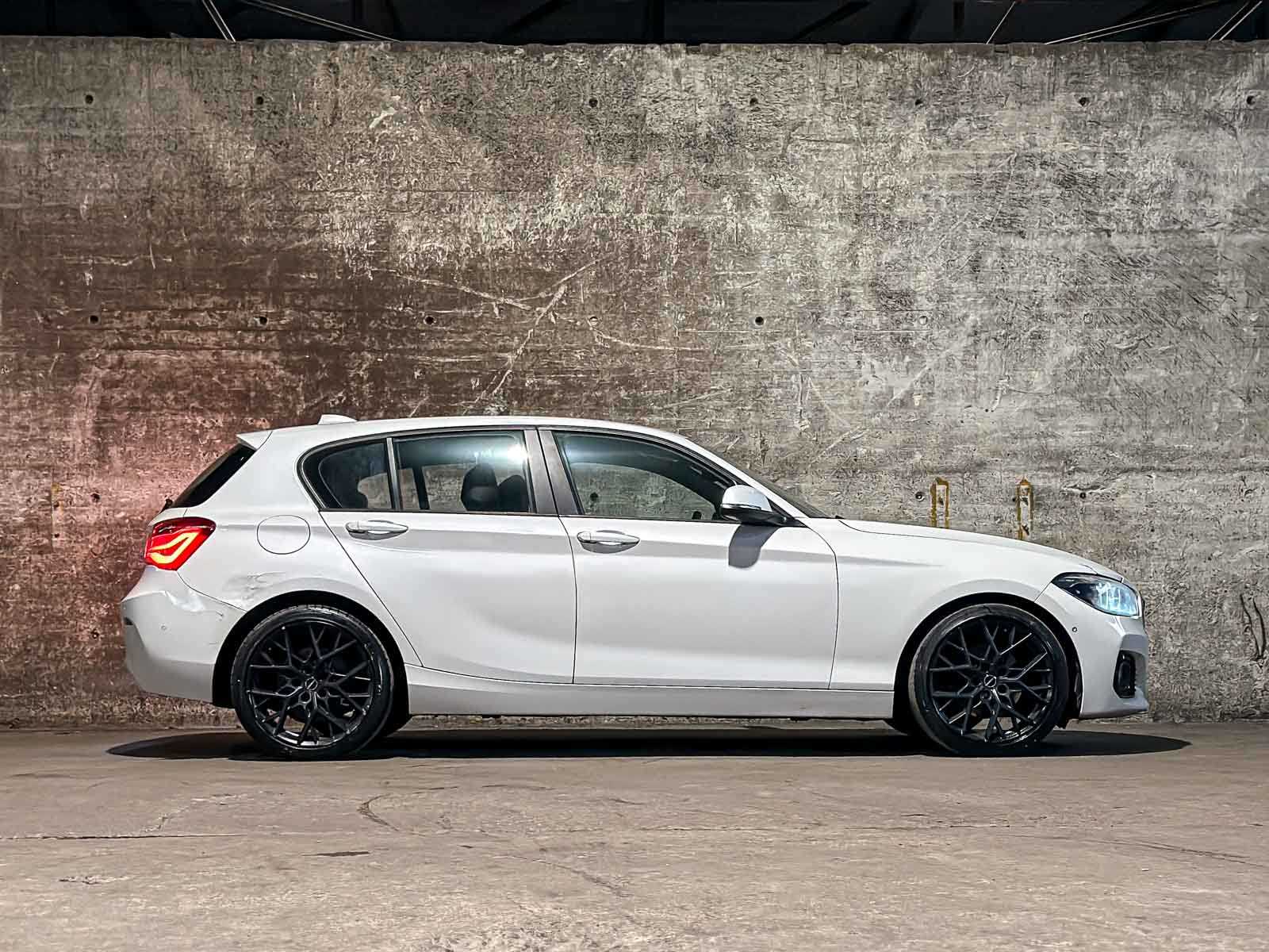 BMW 120i Edition M Sport Shadow High Executive 1-serie 184pk 2018 (Automaat), L-715-TZ