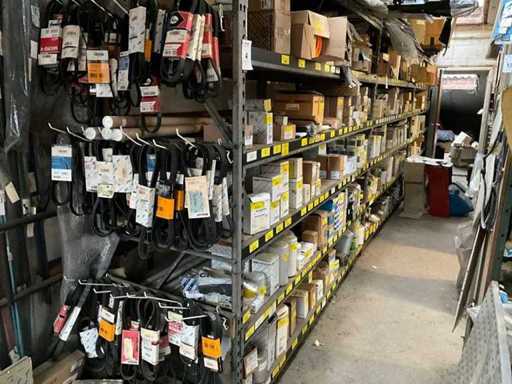 New Holland Un lot mare de filtre originale