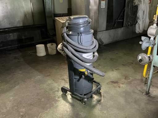 Odkurzacz przemysłowy DELFIN 2022