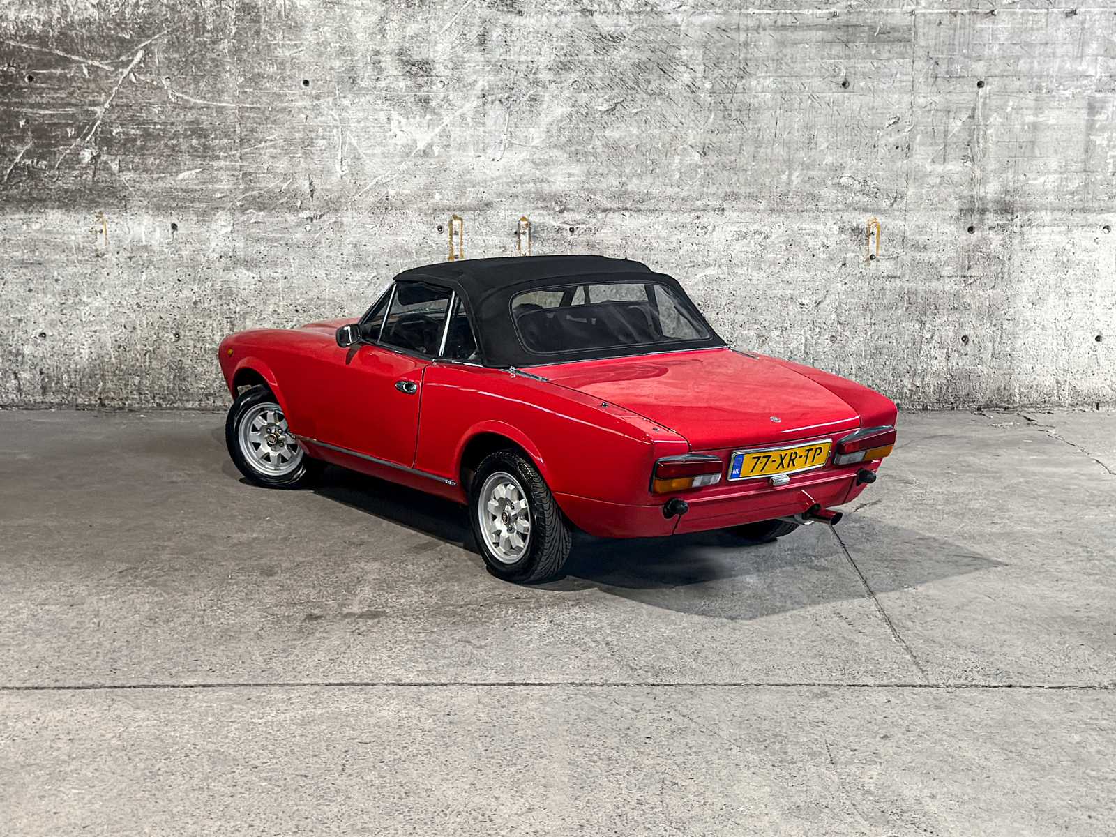 Fiat Spider 2000 H5 105pk 1983, 77-XR-TP 
