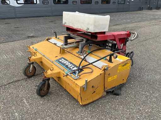 2015 Zeppelin UKM2.0 Veegborstel 