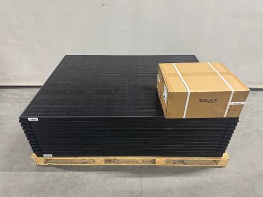 Sonnenstromfabrik - set van 12 zonnepanelen (395 wp) met Solax 4.2k omvormer