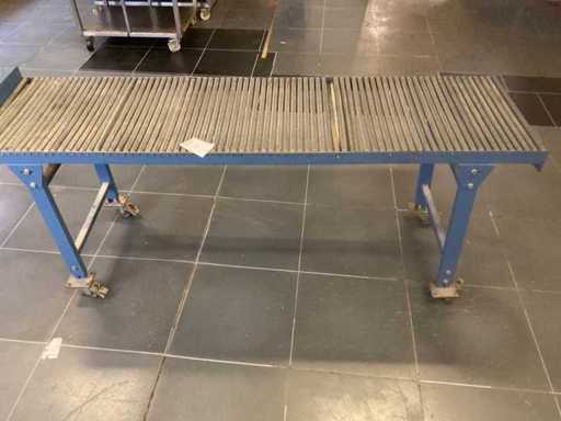 Roller conveyor