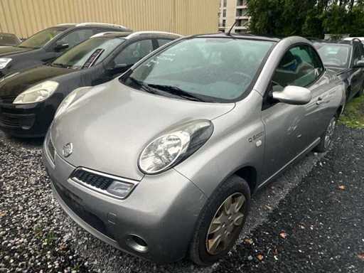 Voiture voyageurs Nissan Micra 2013