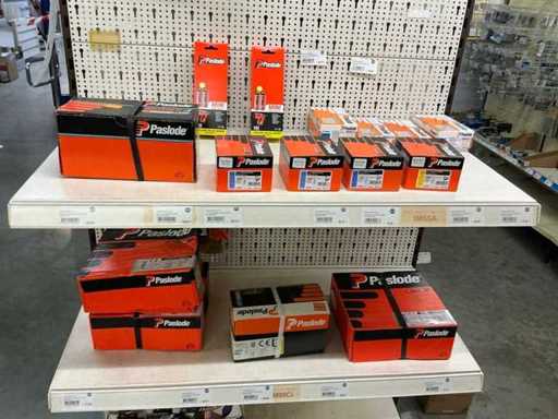 Batch Paslode nails & staples