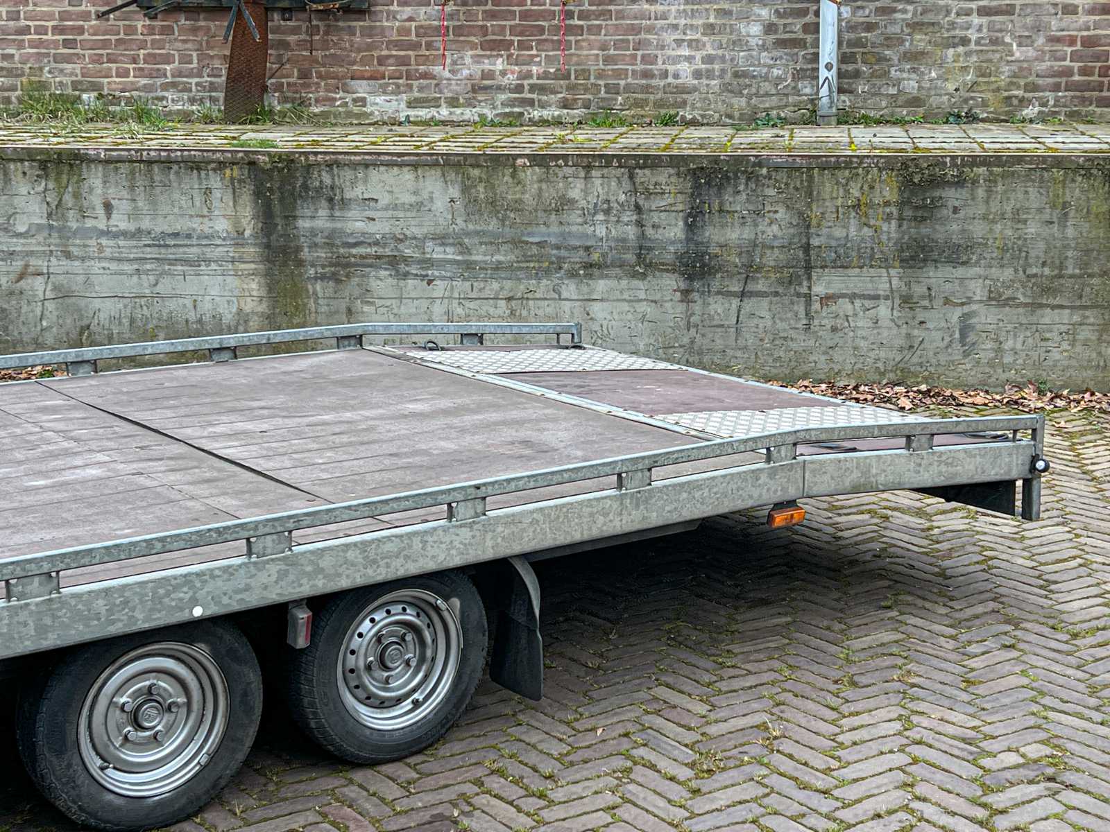 Autoambulance auto Trailer hapert B2700 490/220cm, WX-46-XJ