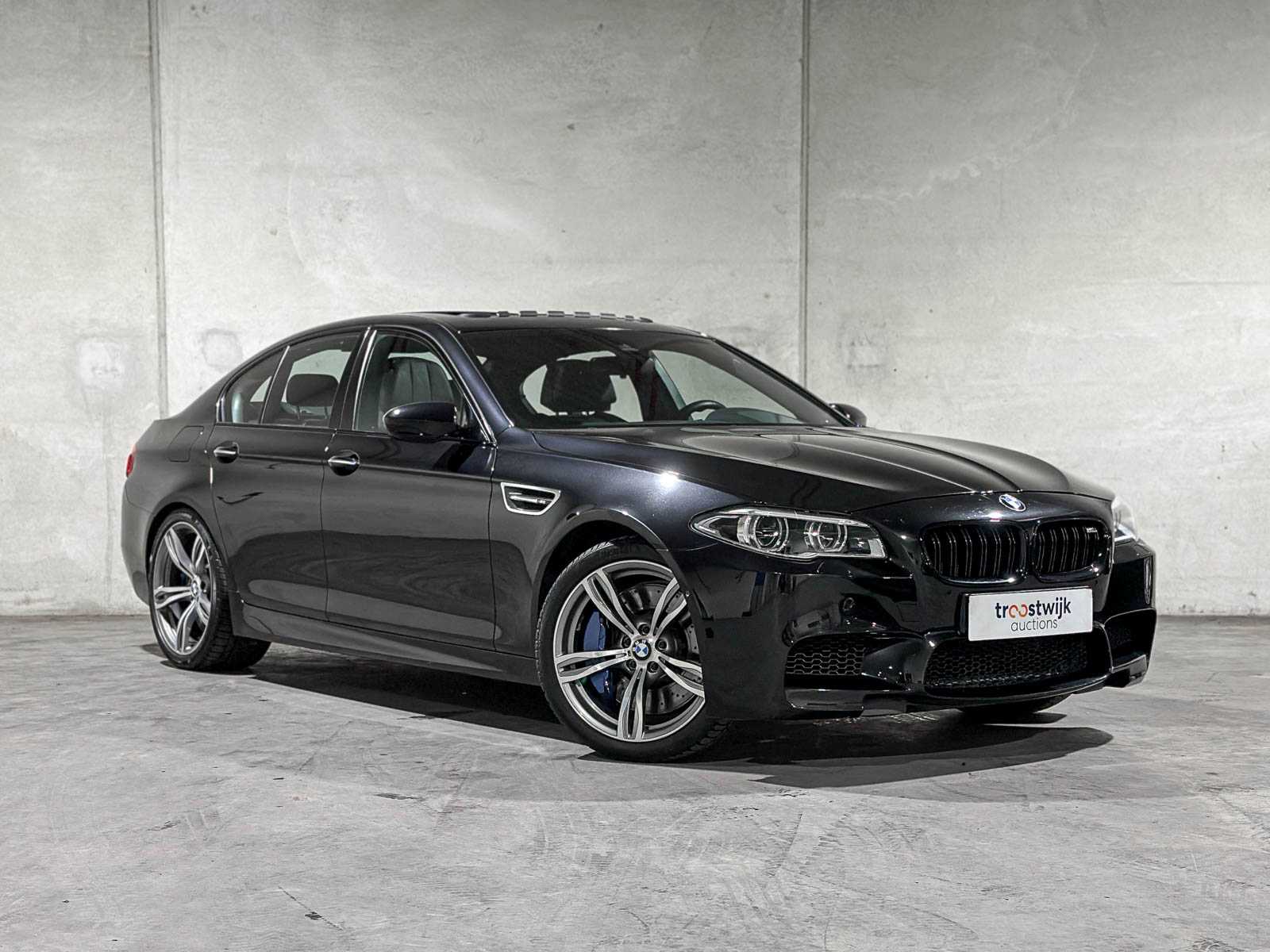 BMW M5 F10 4.4 V8 560PK 2014 5-Series, 3-ZLJ-94