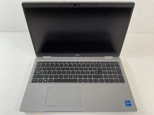 Dell Latitude 5520 15,6", Core(TM) i7 11e génération, 16 Go de RAM, 512 Go NVMe portable