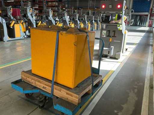 Jungheinrich - Remorque avec blocs de béton 1000kg