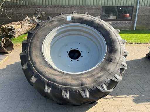 Taurus Paint 8 Opona z felgą (2x)