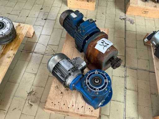 Materials and warehouse stocks