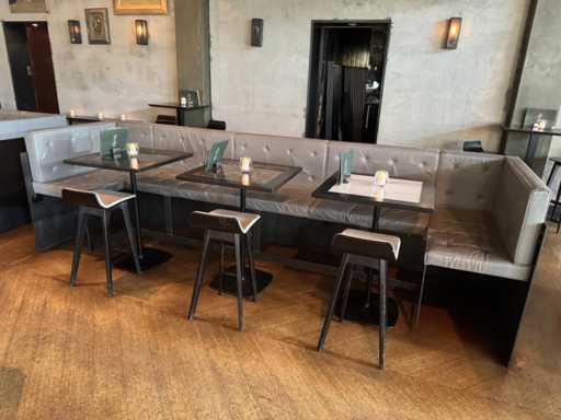 Banc de restaurant élevé