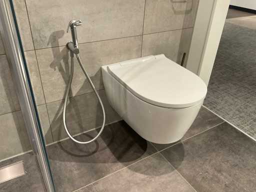 Geberit Wandcloset met bidetkraan