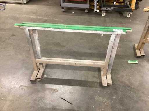 2 Stück Arbeitsbock, Montagebock schwere Ausführung Fuß aus Metall