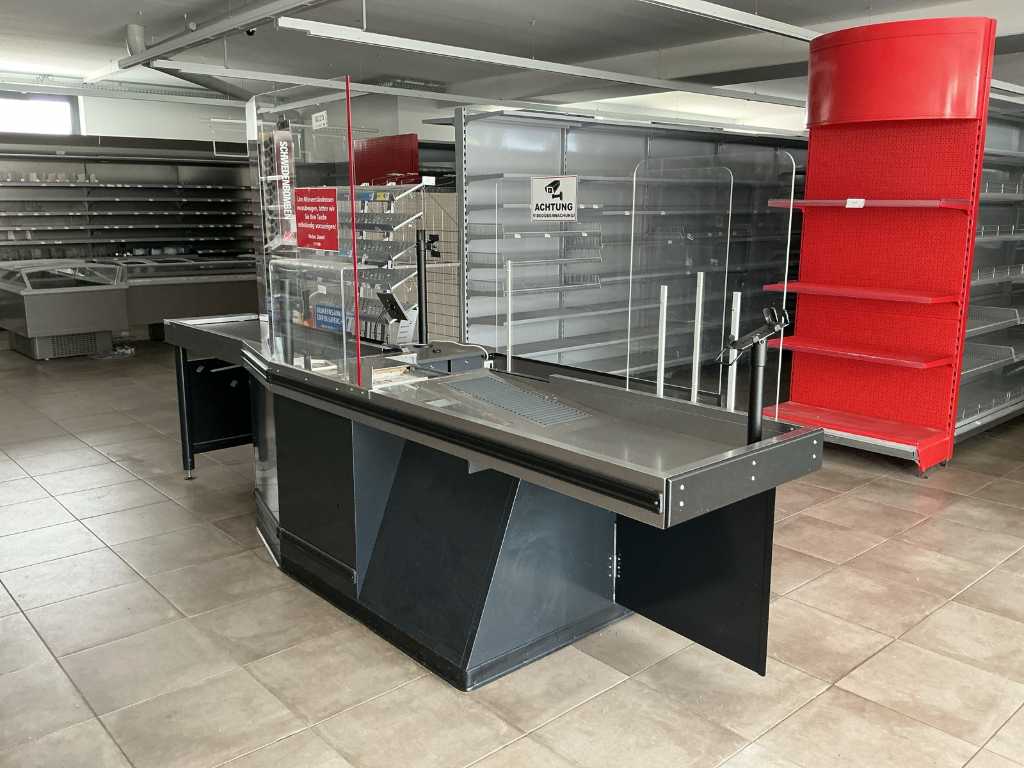Storebest checkout counter with conveyor belt