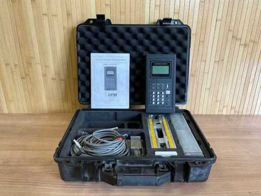 UFM 3000 Ultrasonic Flowmeter
