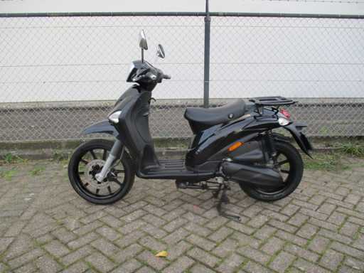 Piaggio - Bezorg Bromscooter - Liberty Corporate Injectie - Scooter