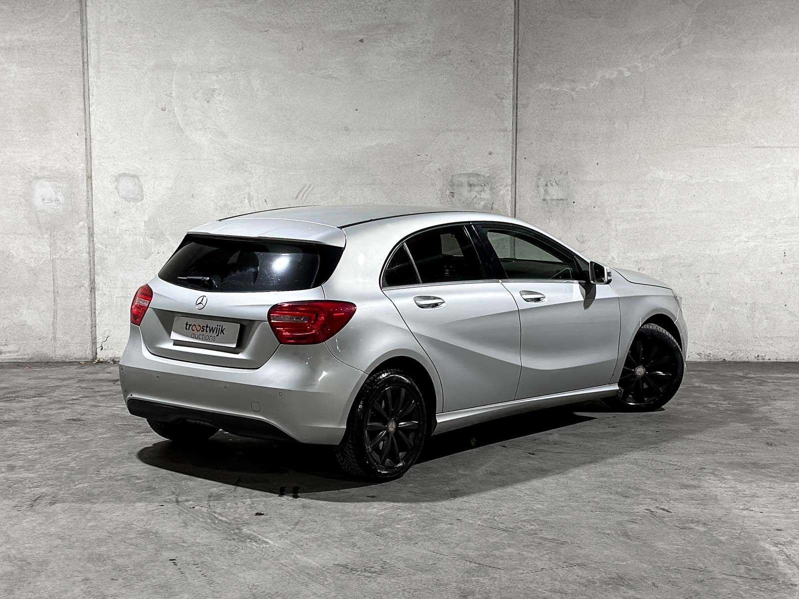 Mercedes-Benz A180 Ambition A-klasse 121pk 2012 (Origineel-NL), 75-ZJJ-1