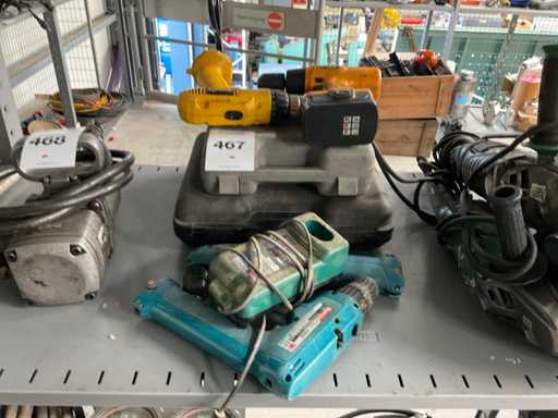 Vari attrezzi senza filo (4x)