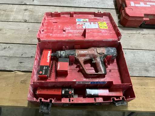 Hilti DX A40 Nail Gun