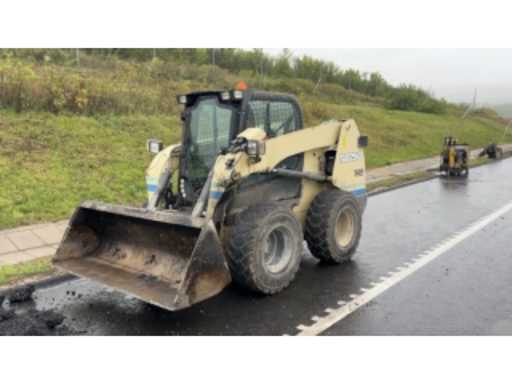 85611590-869a-4de4-ad75-2ac3203435c4.mp4