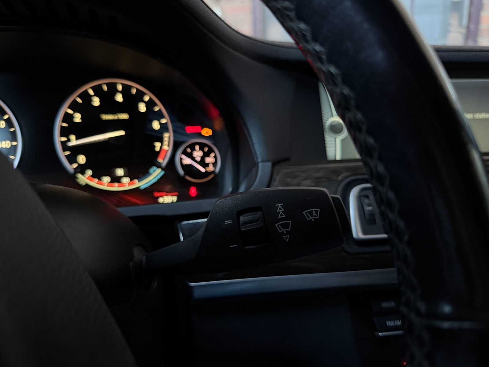 BMW 750Li xDrive 4.4 V8 7-serie 408pk 2012