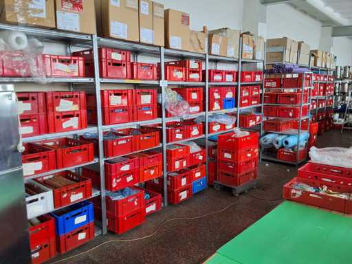   Bulk of various butcher's articles / casings