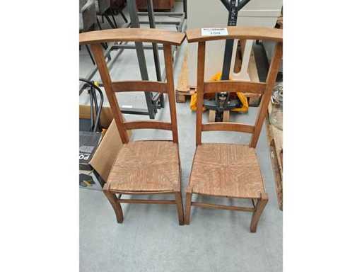 Materiale decorativo: sedie per chiese (2x)