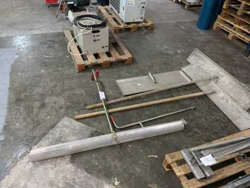Concrete tools (4x)
