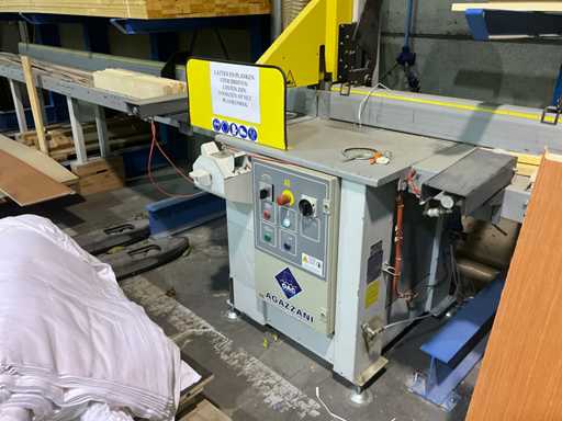 Automatyczna piła tarczowa Agazzano T18 z 2004 roku