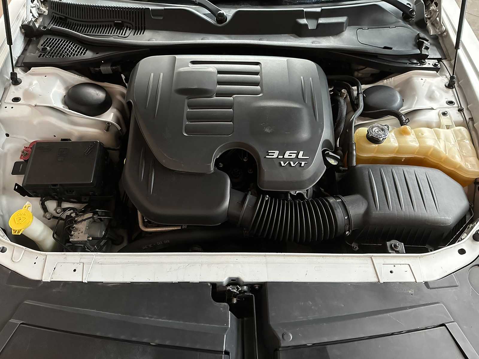 Dodge Challenger SXT 3.6 V6 305pk 2016