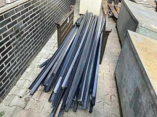 Partij kunststof profielen