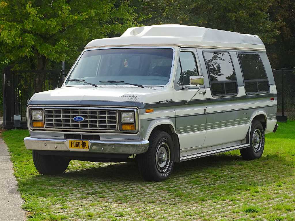 camping-car Ford Econoline 150 'First Editions' 302 V8, J-060-HK
