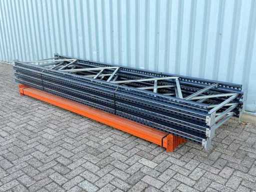 Palettenregal 6 Stück + 20 L / 17 m Länge