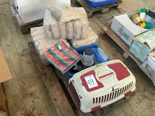 Stock of various accessories for animals