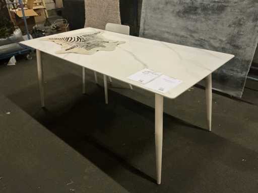 Gigameubel Senne Eetkamertafel 180cm