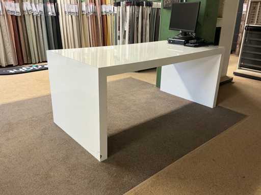 Table de conférence