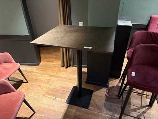 Tavolo del ristorante Vervoort High