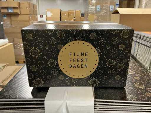Partij dozen ‘fijne feest dagen’ zwart/goud 390x290x232mm (360x)