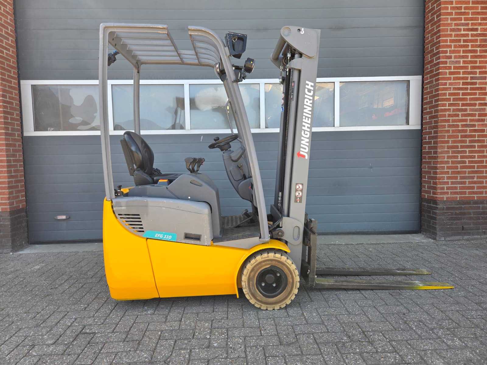 2018 Jungheinrich EFG 110 3360hrs Forklift