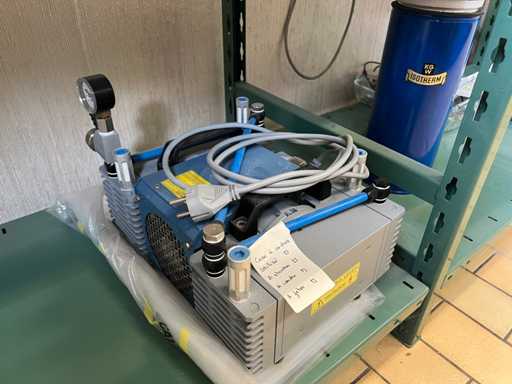 Vacuubrand - ME 8 - Vacuum Pump