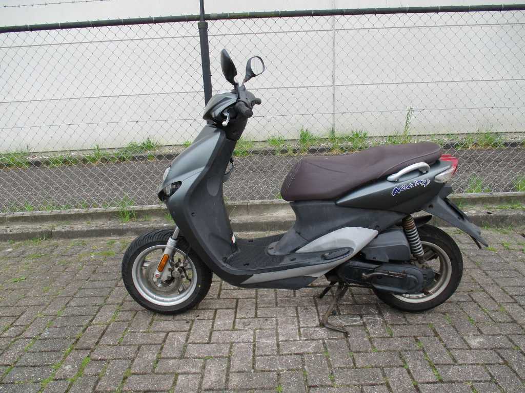 Yamaha - Moped - Neo's 4 Injection - Scooter
