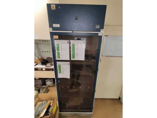 FLUFRANCE - AVA 1 - Chemisches Produktkabinett