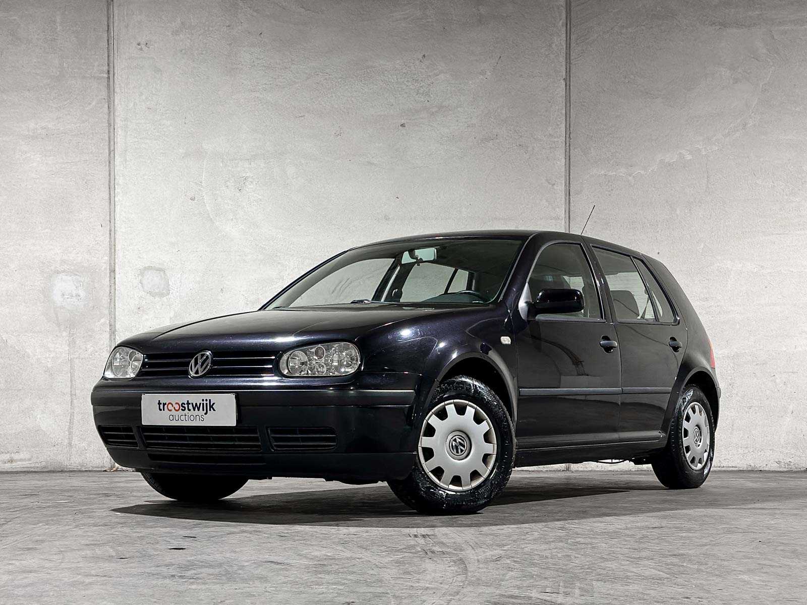 Volkswagen Golf 1.6 Trendline 101pk 2000, 99-DT-KF